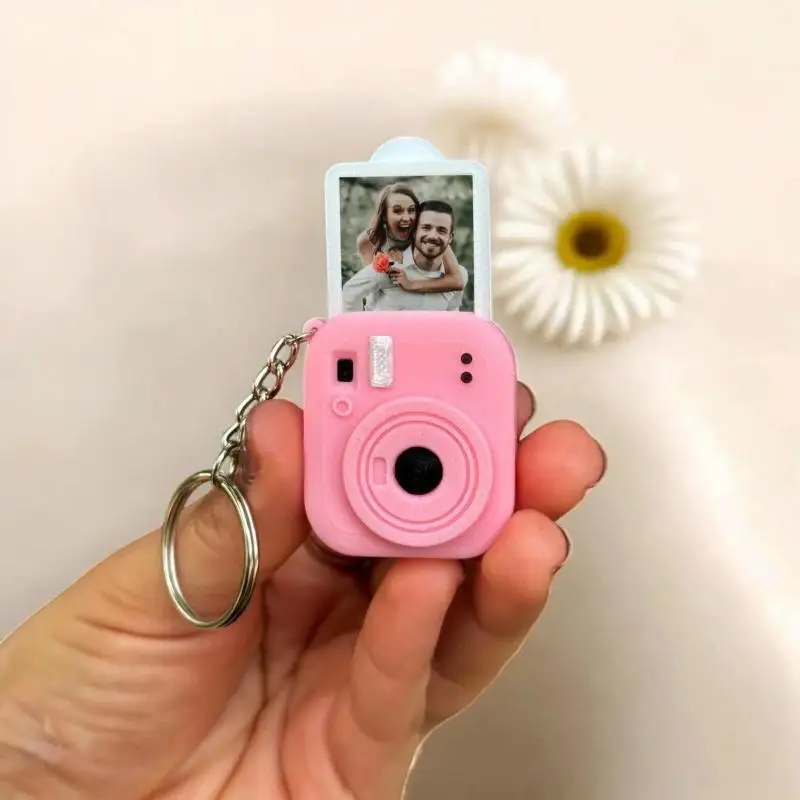 Personalisierter Mini-Instax-Kamera-Schlüsselanhänger mit individuellem Fotofach, niedliches Design für Paar-Jubiläumsgeschenke, Taschendekoration – Detail 6
