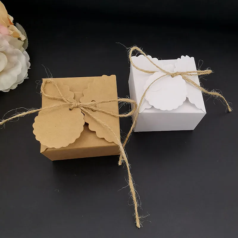 25/50Pcs Kraft Paper Wave Christmas Candy Box Wedding Favor Gift Packaging Boxes With Rope Baby Shower Birthday Party Decoration