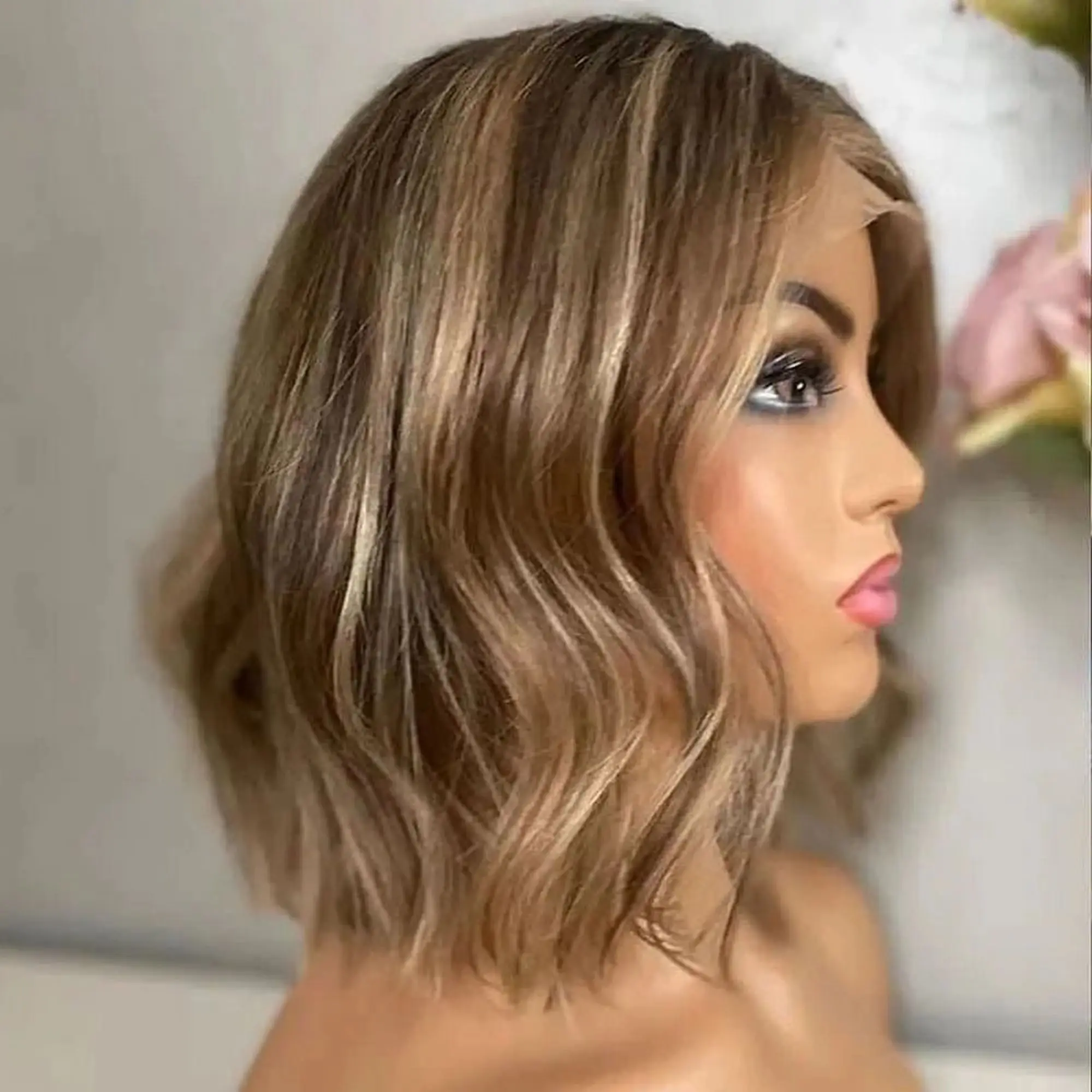 

12 дюймов, новый короткий волнистый боб с омбре, темно-каштаново-коричневый парик HD, невидимый синтетический парик спереди, готовый к отправке