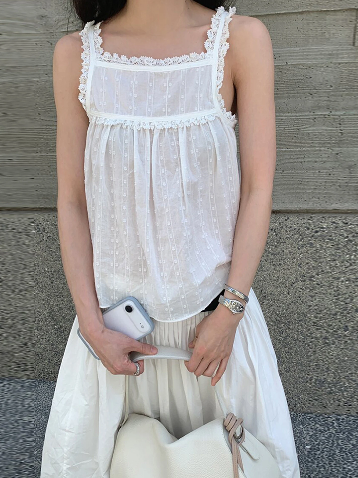 

Casual Style White Lace Trim Cotton Sleeveless Shirt Women's Fashion Inner Wear Vest Small Shirt Outerwear Breathable Skin-fr...