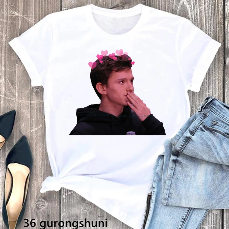 Fashion Tom Holland Grapphic Print Tshirts Women White Funny T Shirt Female Harajuku Shirt Summer Fashion Tops Tee Shirt Femme