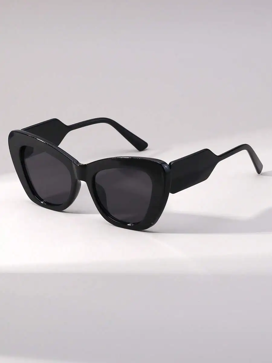 

Womens Black Cat Eye Fashion Sunglasses For Casual Outdoor Travel