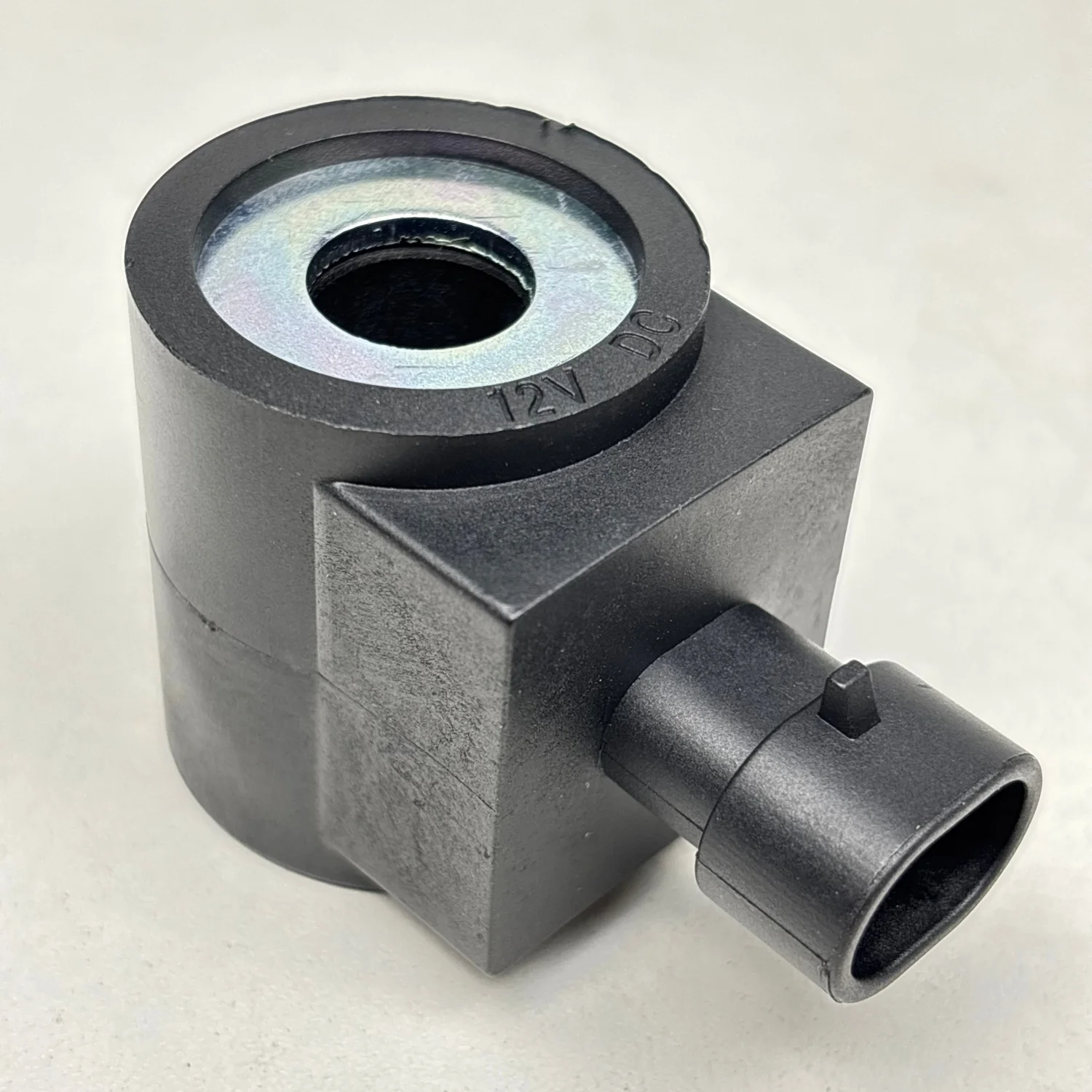 Solenoid Valve Coil AL118621 6331012 For John Deere 6125M 6130M 6205 6250R 6810 7220 7720 Engine 4045 6068 High Quality