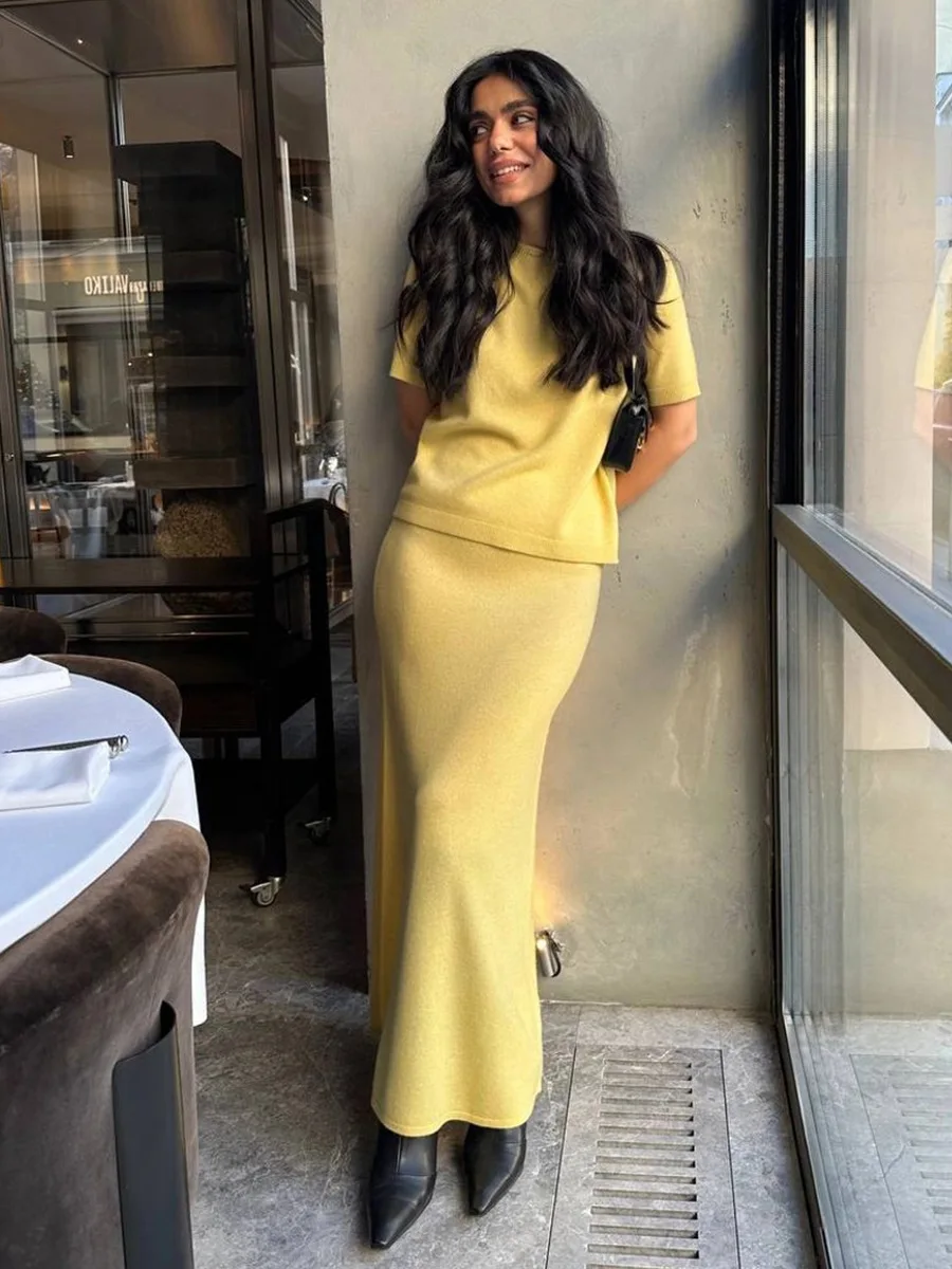 

Solid Knitted Elegant Skirt 2 Piece Sets Women Summer Crew Neck Short Sleeve T-shirt Simple Casual Fashion A-line Long Skirt Set