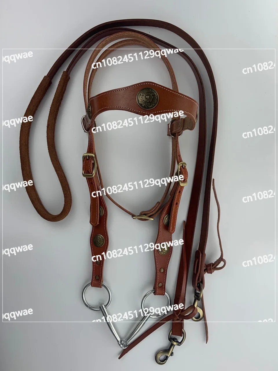 

Смеситель для лошади из утки, набор вилок из чистой кожи, изделия из воловьей кожи, ремень безопасности, смеситель для конного снаряжения, новый полный комплект.