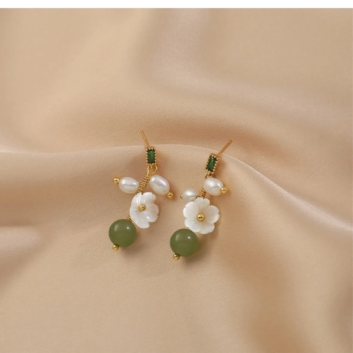 Thumbnail 3 - #1 Newest Tassel Earrings