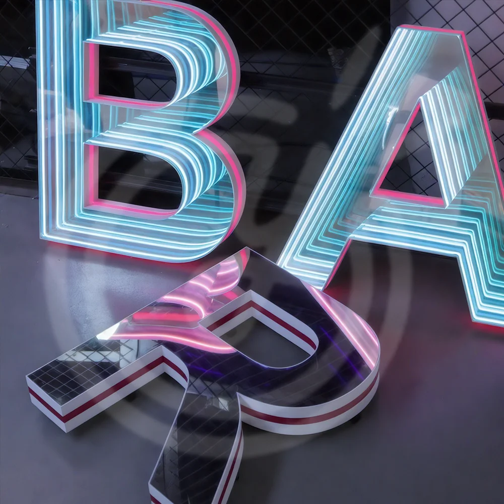 Personalizowane litery kanałowe z lustrem nieskończoności LED 3D na zamówienie, dekoracja ścienna z lustrem do baru, salonu, do użytku wewnątrz i na zewnątrz.