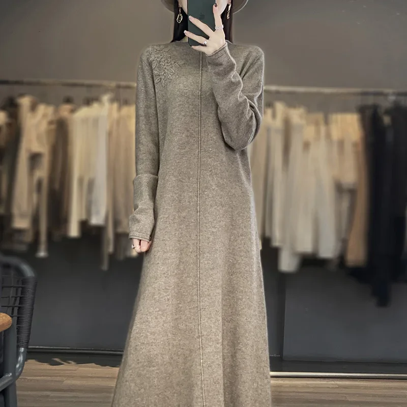 Women\'s Cashmere Sweater Dress Long Knee-Length Wool Long Skirt round Neck Embroidered Slim Knit Autumn Fashion