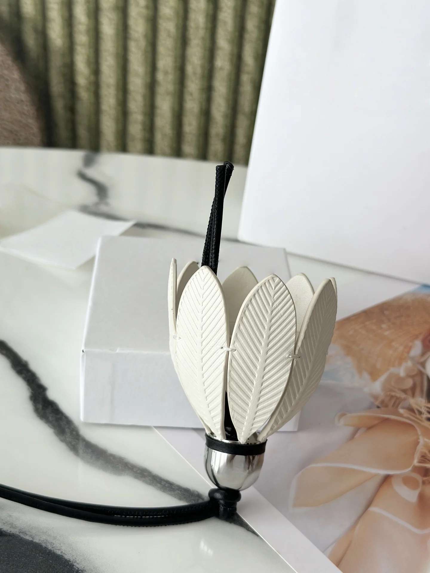 

Premium L-Series Trio Charm: Car Purse & Badminton Pendant, Trendy Style Statement, Must-Have Gift Bestseller!