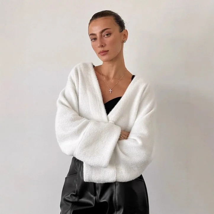 

Autumn Women Fleece Lined Cardigan White V Neck Pearl Button Long Sleeve Wool Coat Comfortable Casual Female Outerwear