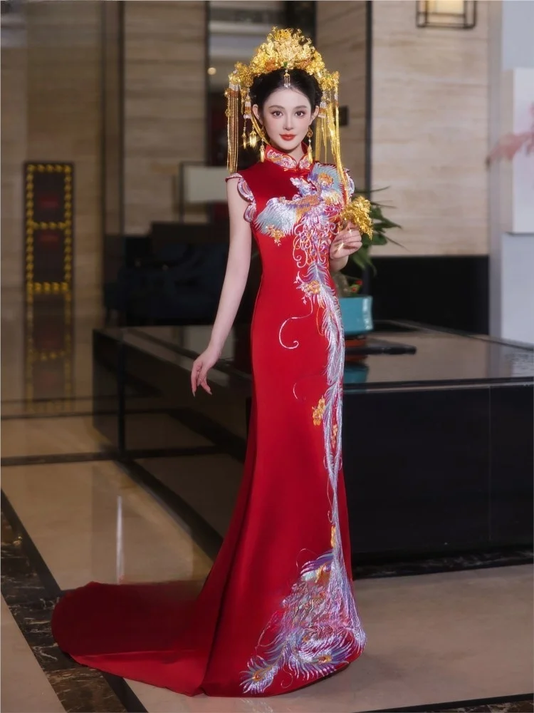 

New style of cheongsam Chinese-style wedding toasting dress dragon and phoenix gown for the ceremony
