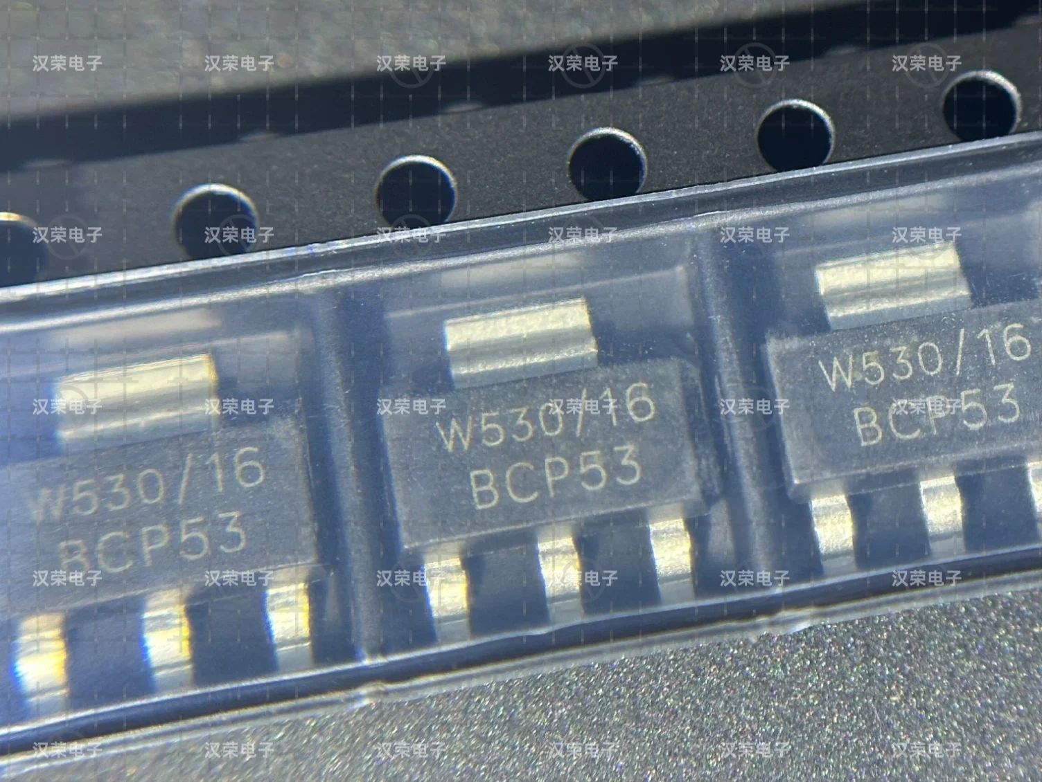 BCP53-16,115 BCP53-16     silk screen BCP53  「TRANS PNP 80V 1A SOT223」 New and Original In Stock