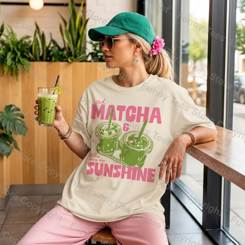 T-shirt graphique mignon Iced Matcha Sunshine pour femme, vintage, pour les amoureuses du Matcha, tendance, esthétique Y2K, streetwear, en coton, hauts d'été