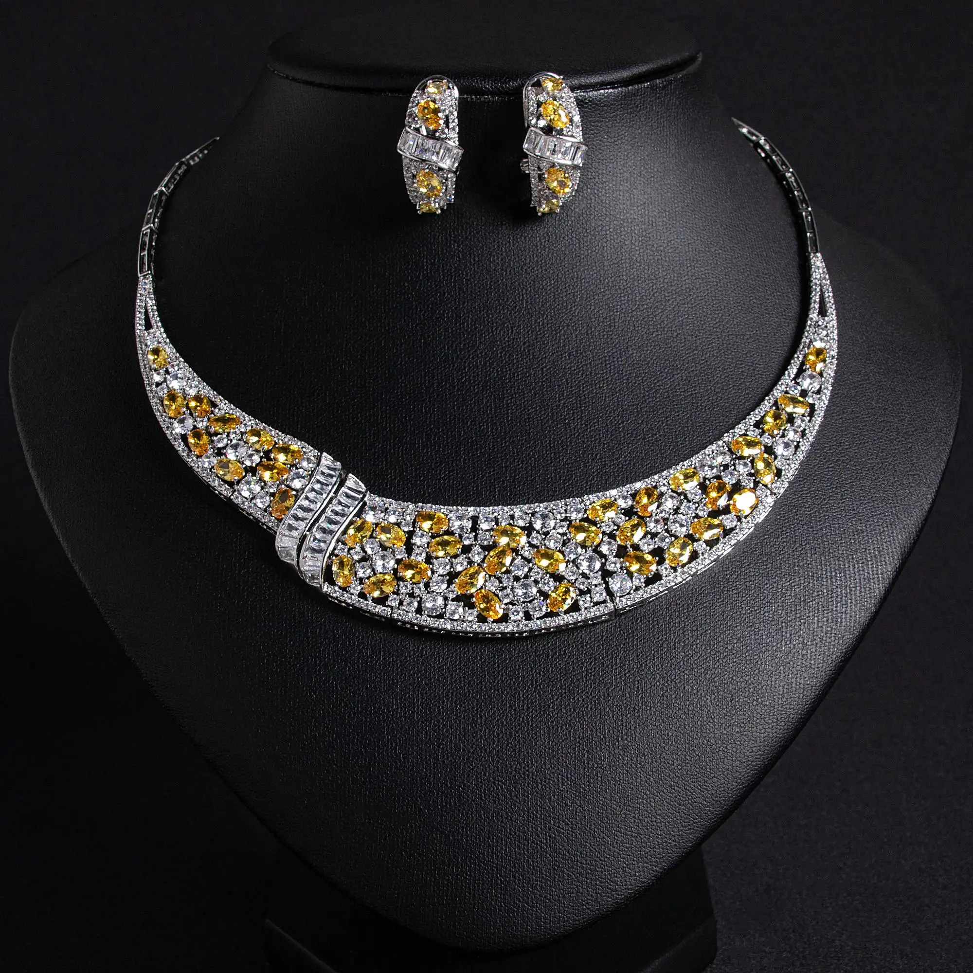 

Luxury High-End 3D Stereo Jewelry Women Necklace Earrings Set Premium Quality Elegant Accessories For Prom Summer Evening Dress