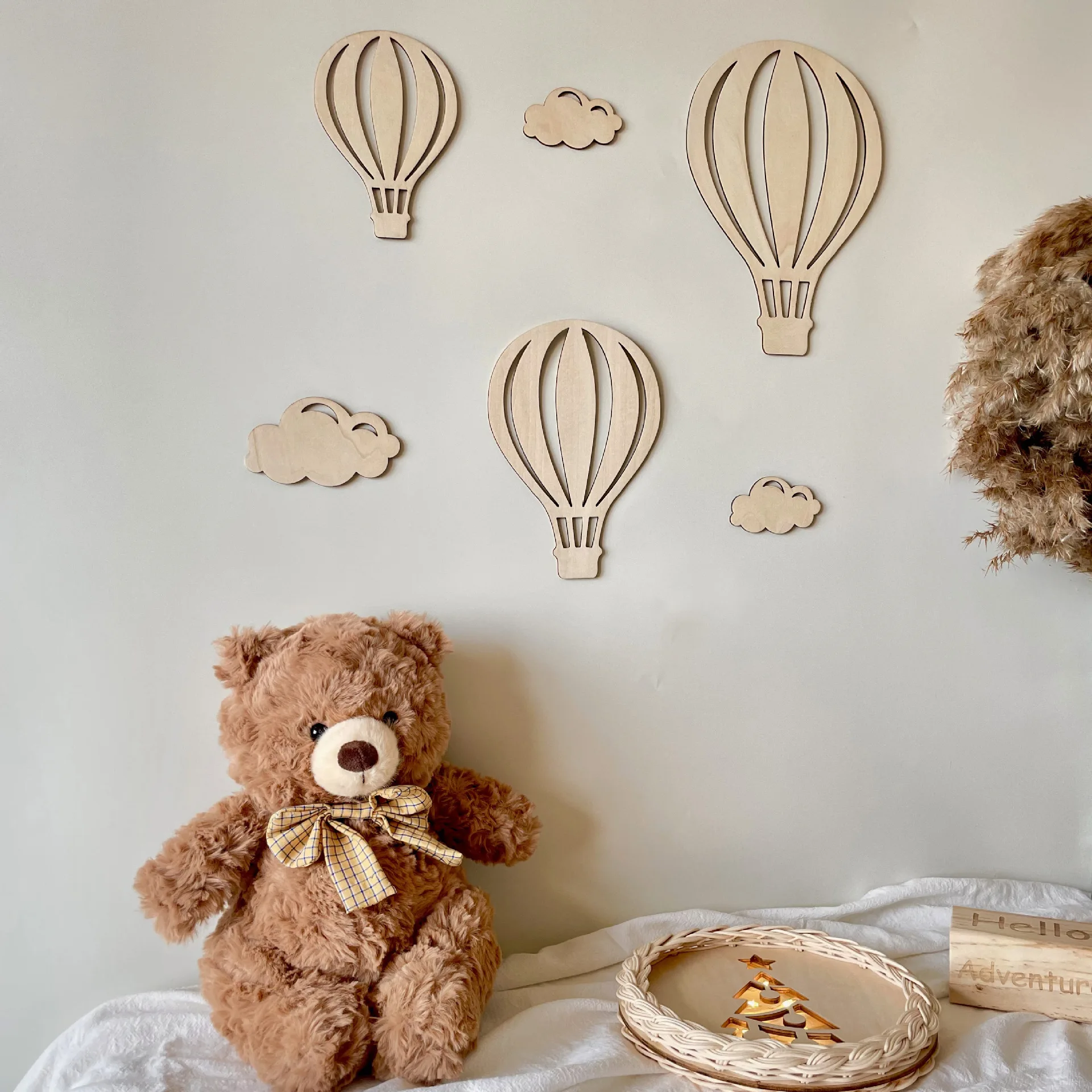 Ins Wooden Hot Air Balloon Wall Sticker Children's Room Dcoration Birthday Background Decor Wood Cloud Shooting Props