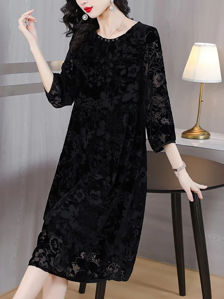 2024 Korean Vintage Hepburn Long Dress Autumn Winter Black Silk Flocking Hook Flower Hollow Dress Women Luxury Elegant Vestidos