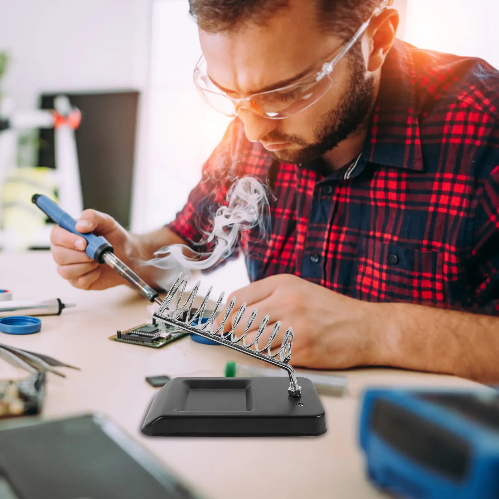 

Набор из 3-х прочных металлических подставок для паяльника с пластиковым основанием, устойчивые, многофункциональные, для любителей рукоделия