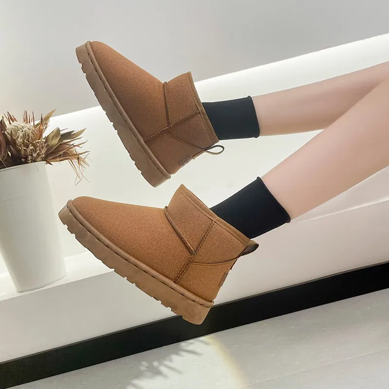 Snow Boots Women's Short Tube Thickened Cotton Shoes Non-slip Winter New Shoes Student Women's Shoes 2023 Black Boots