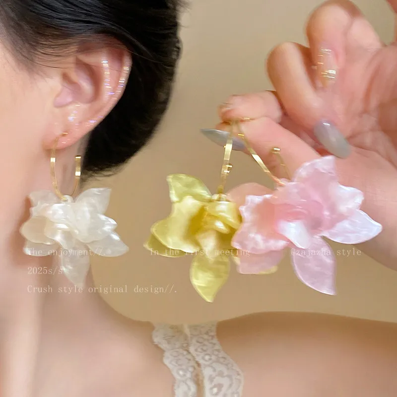 Acetate Shell Flower Stud Earrings Oversized French Elegant Lightweight Versatile Spring Daily Party Gift for Women