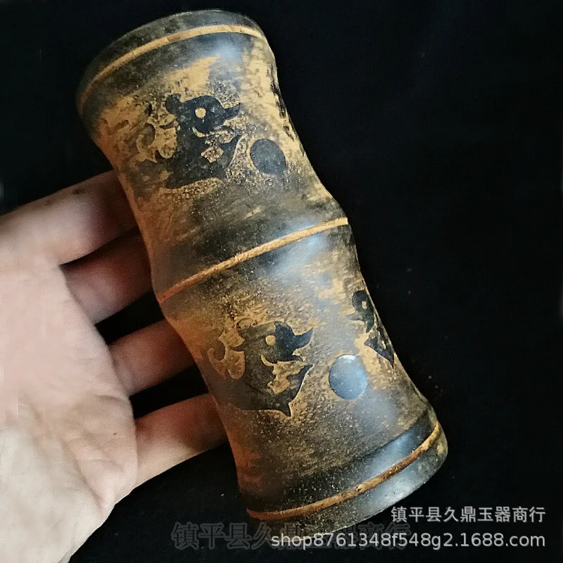 Antique miscellaneous items, retro and blue clay old pen holder, aged jade ornaments