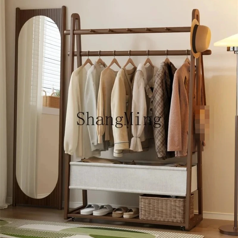 

FG solid wood floor coat movable with wheel storage rack, entrance entrance with cloth pocket hanging bag hanger