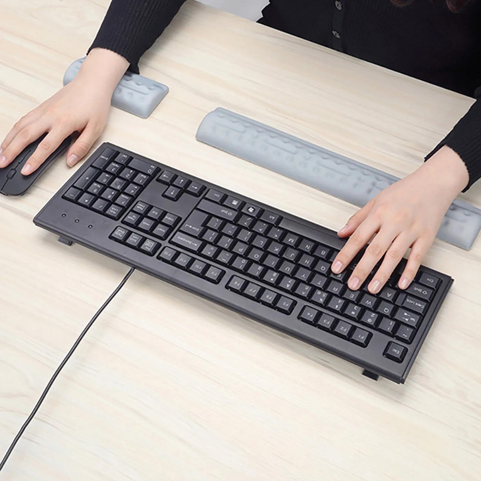 

1Pcs Memory Foam Keyboard Wrist Rest Comfortable Support Pad Non-Slip Desk Cushion for Office Home Gaming Computer Accessory
