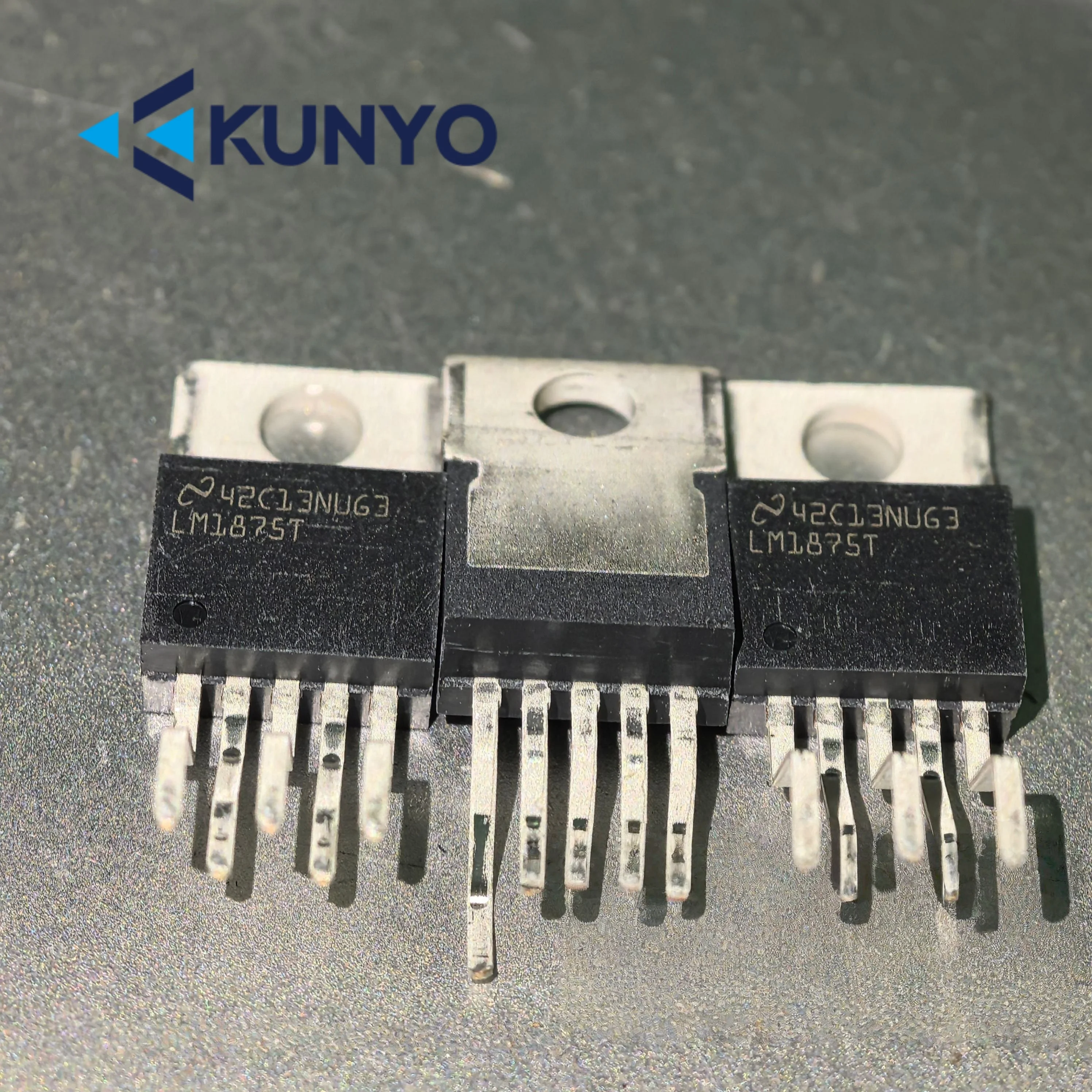 (1 قطعة) LM1875T LM1875 TO220-5 مكبر للصوت الصوت مكبر كهربائي IC رقاقة في الأوراق المالية #1