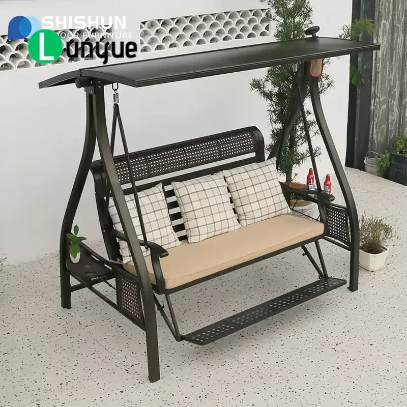 Modern Metal Hanging Chair Outdoor Leisure Furniture for Villa Courtyard Park Hotel Durable Stylish Design Comfortable