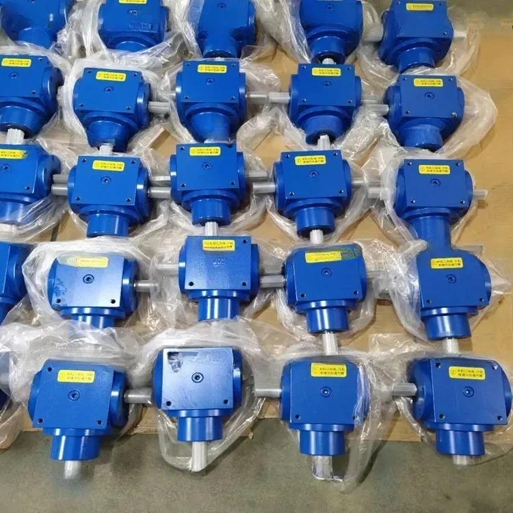 Stainless steel gear reducer HDF21 spiral bevel gear steering gear right angle steering box reversing machine speed reducer