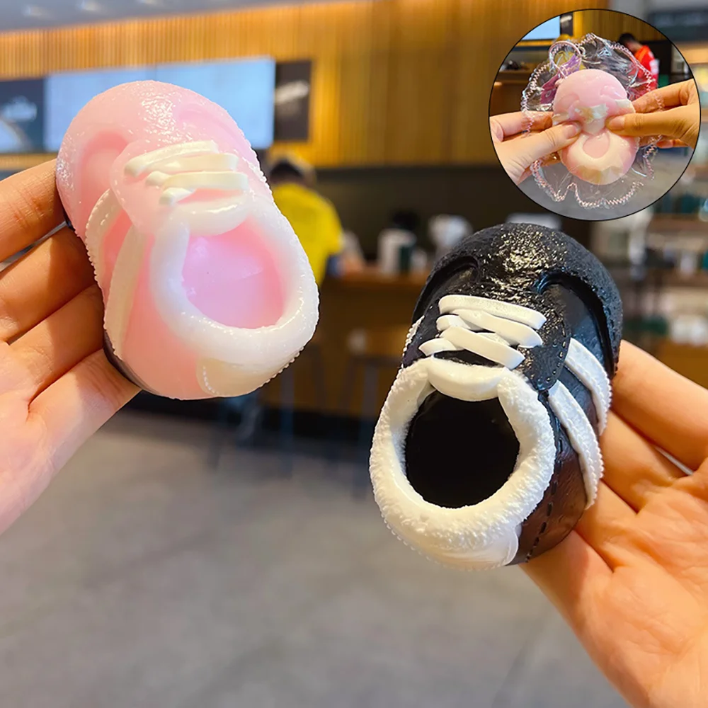 1pc Simulation Mini Sports Shoes Soft Pinch To Relieve Daily Stress And Tension Slow Rebound Children Party Gift Decorative Toy.