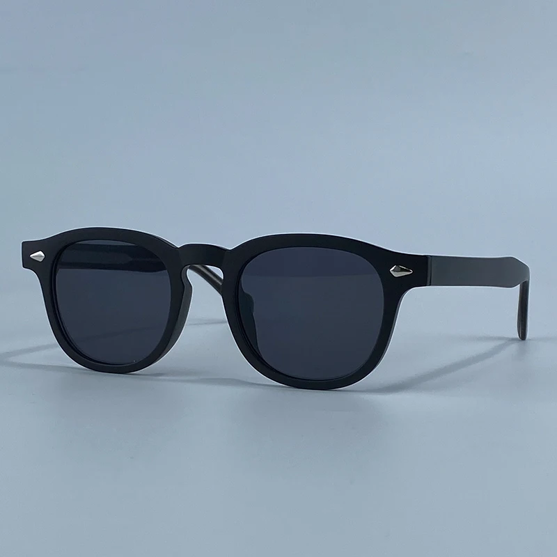 2026 Modische Vintage Quadratische Sonnenbrille für Herren – Klassische Kleine Runde Rahmen-Sonnenbrille mit Nieten – Luxuriöse Designer-Sonnenbrille mit Farbwechsel-Funktion – Detail 11