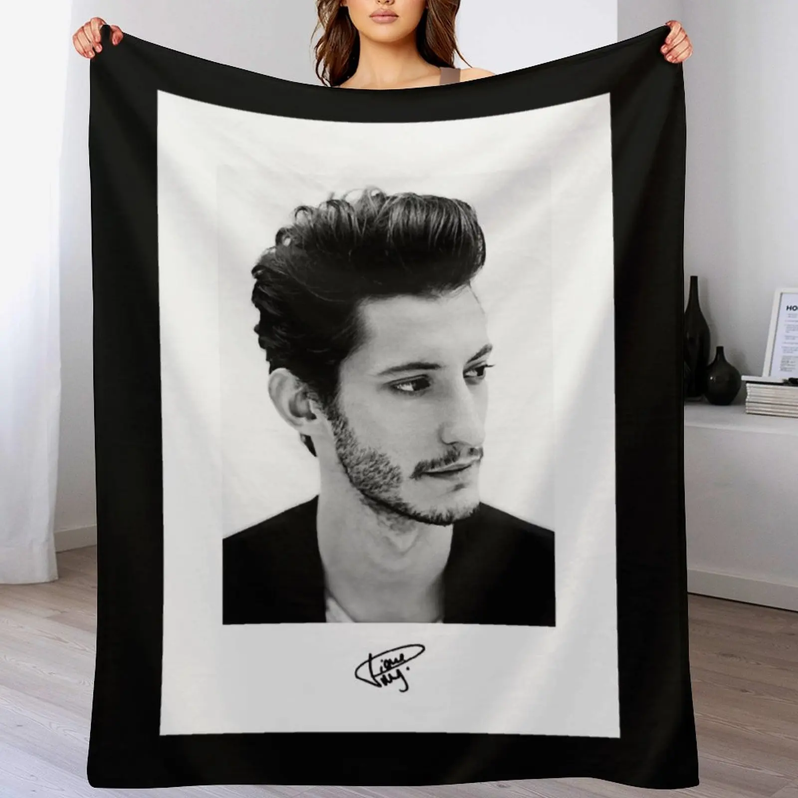 

Pierre Niney French Actor Portraits Throw Blanket Moving bed plaid heavy to sleep Sofa Throw Blankets