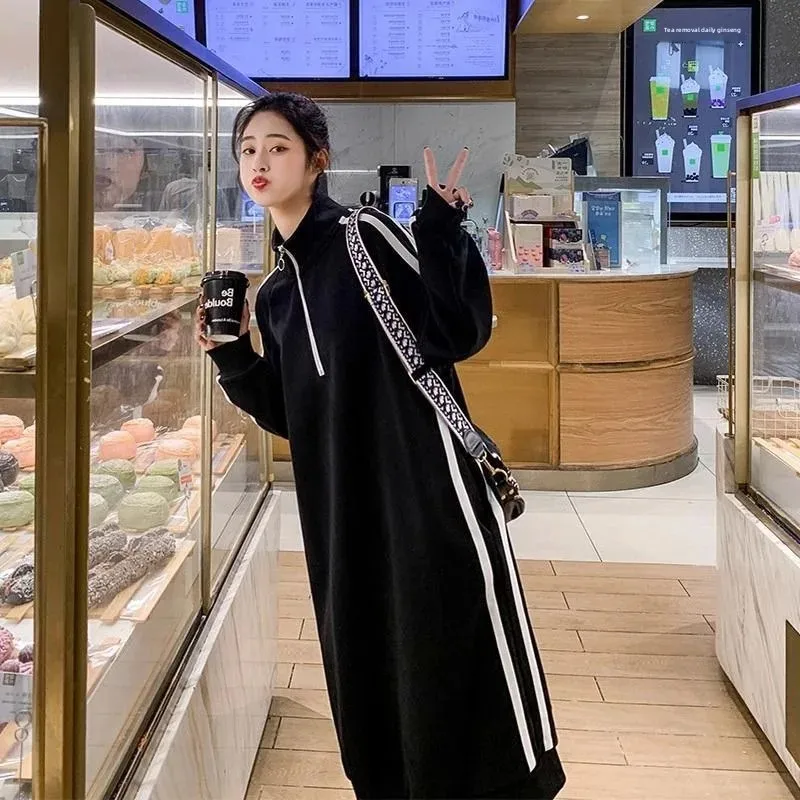 فستان كوري كاجوال بأكمام طويلة مقاس كبير وسحاب مناسب بطول الركبة من ألياف البوليستر فستان نسائي عصري