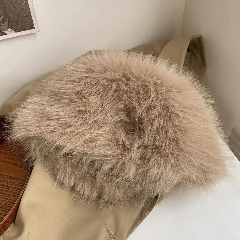 Women Faux Furs Buc…