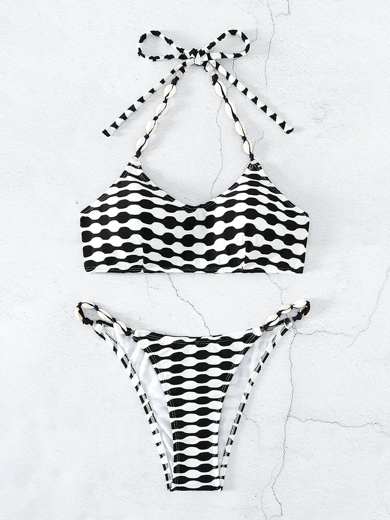 Black White Contrast Swimsuit Women 2025 New 2-piece Low Waist Thong Bikini Set Sexy Shell Chain Suspender Backless Bathing Suit