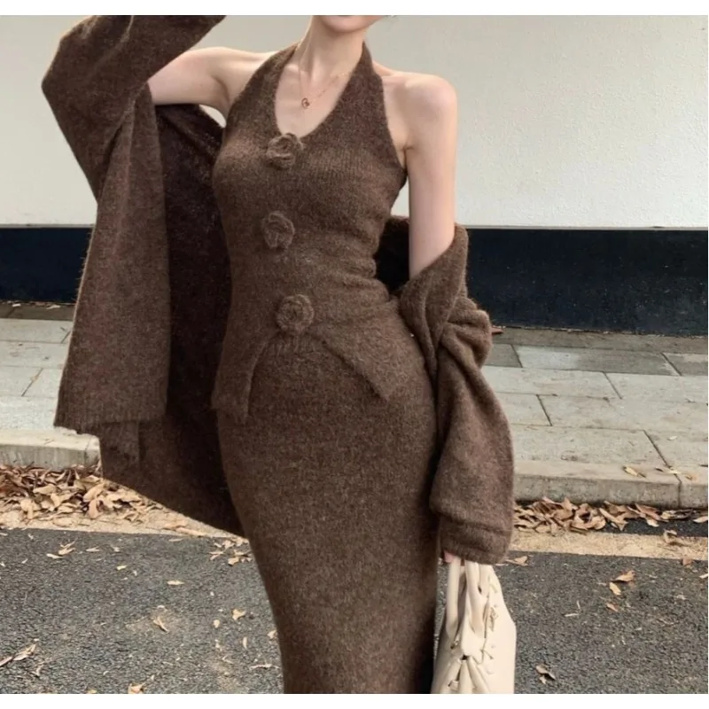 

French Gentle Style Knitted Complete Set Three-dimensional Flower V-neck Halter Vest Mermaid Hem Skirt and Sweater Set for Women