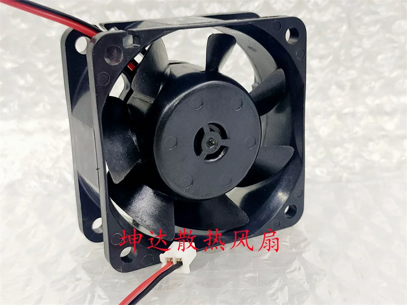 Nidec D06A-24TS1 DC 24V 0.10A 60x60x25mm 2-Wire Server Cooling Fan