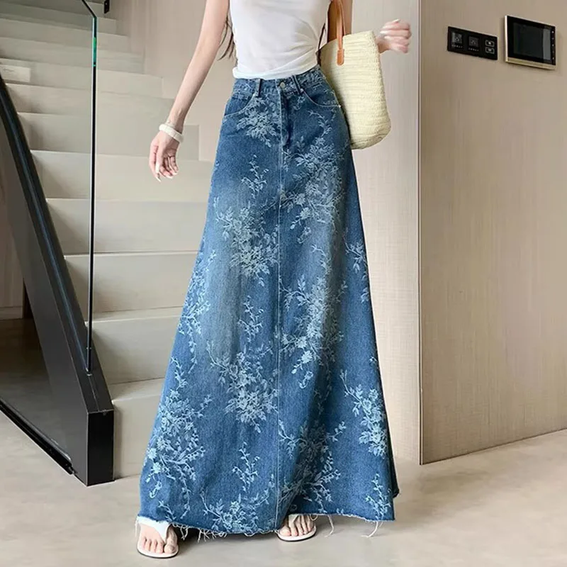 

Синие джинсовые длинные юбки с цветочной вышивкой, женские летние тонкие джинсовые юбки макси, винтажная женская длинная юбка трапециевидной формы с высокой талией в Корейском стиле
