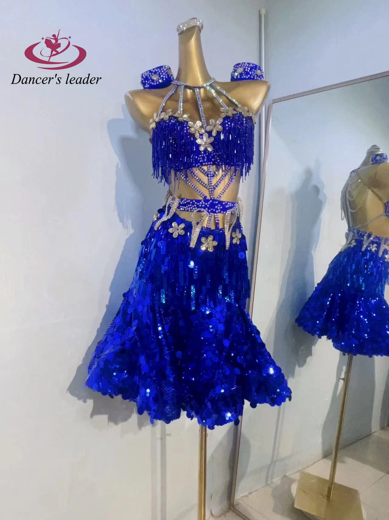 Latin Dance Costume, Rhinestone Women's Clothing, High-end Customized Blue Circular White Flower Samba Performance Dress