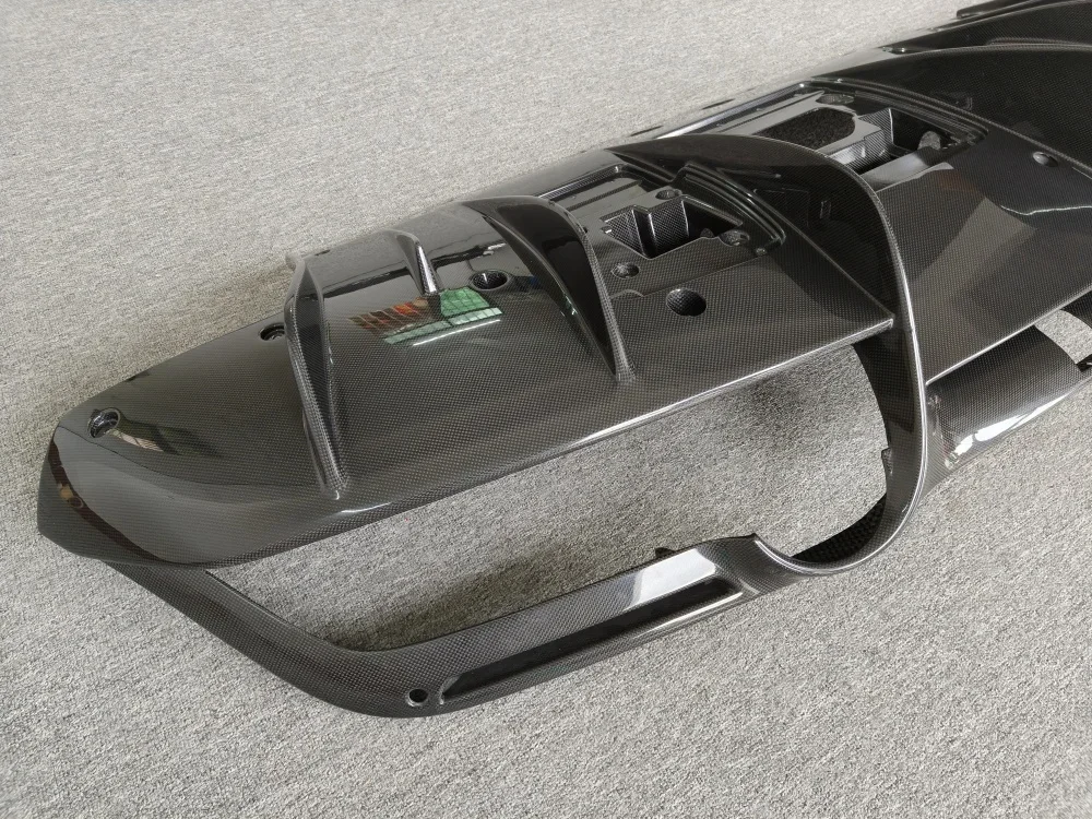 OEM Style Carbon Fiber Rear Bumper and Lip Diffuser Body Kit Specifically Designed for Ferrari F8!