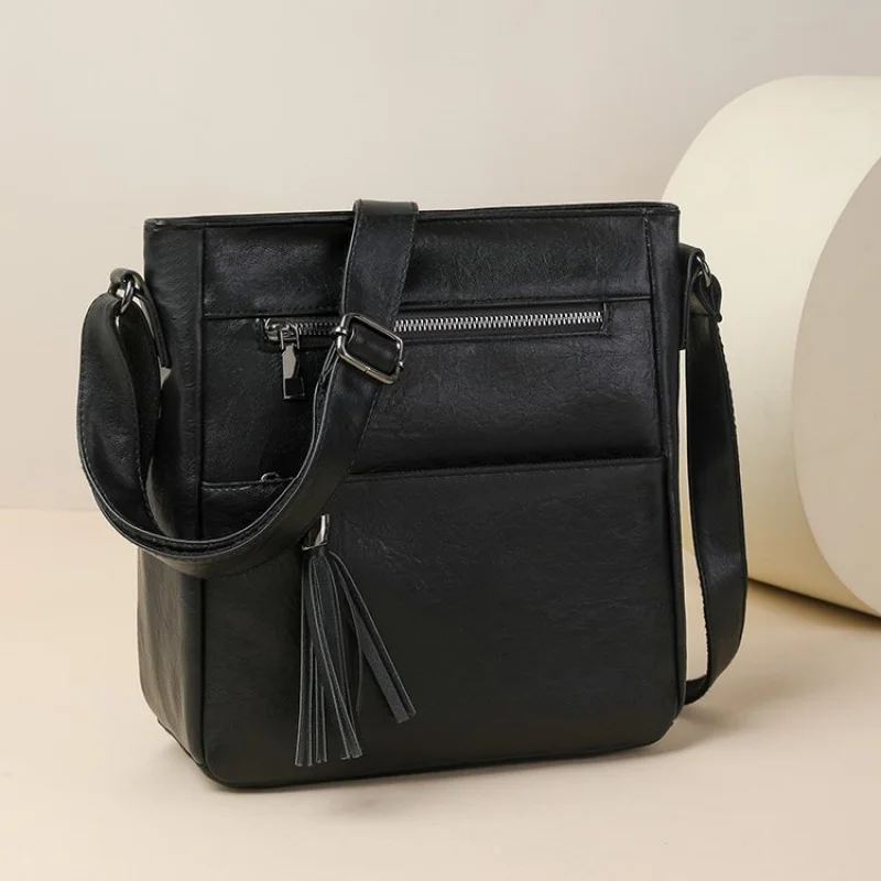 

2025 New High-end Luxury Brand Ladies Leather Shoulder Bag Famous Designer Casual Vintage Paris​