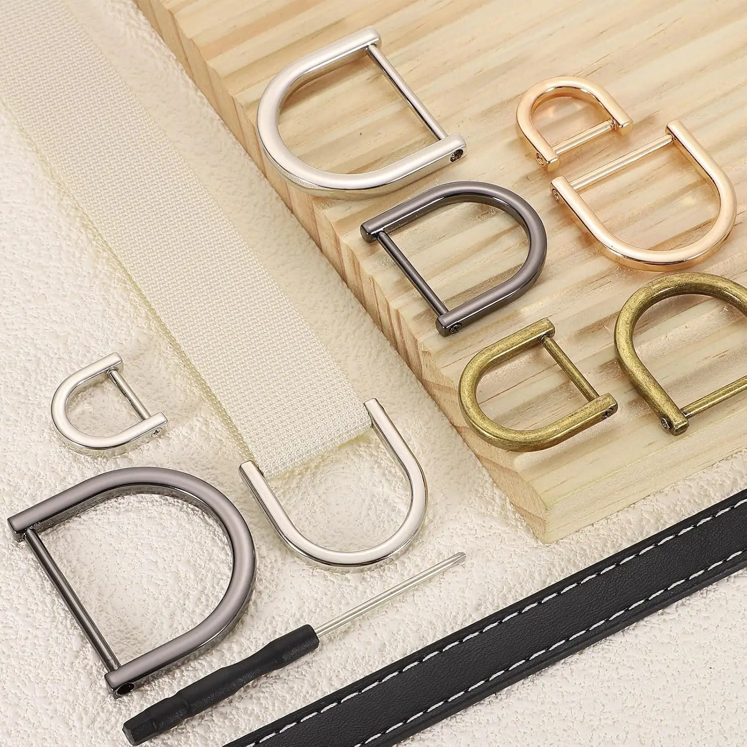 

2pcs D-Rings Screw in Shackle Horseshoe U Shape D Ring for DIY Leather Strap Craft Purse Replacement Accessories