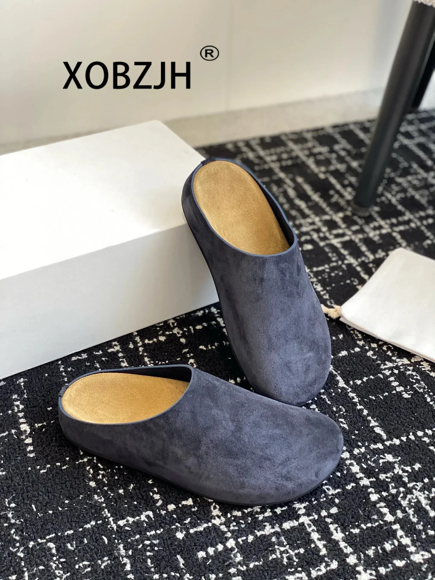 2024 New Flat Slippers Women High Quality KidSuede Mules Shoes Round Toe Casual ComfortSlides Woman Thick Sole Slippers Woman