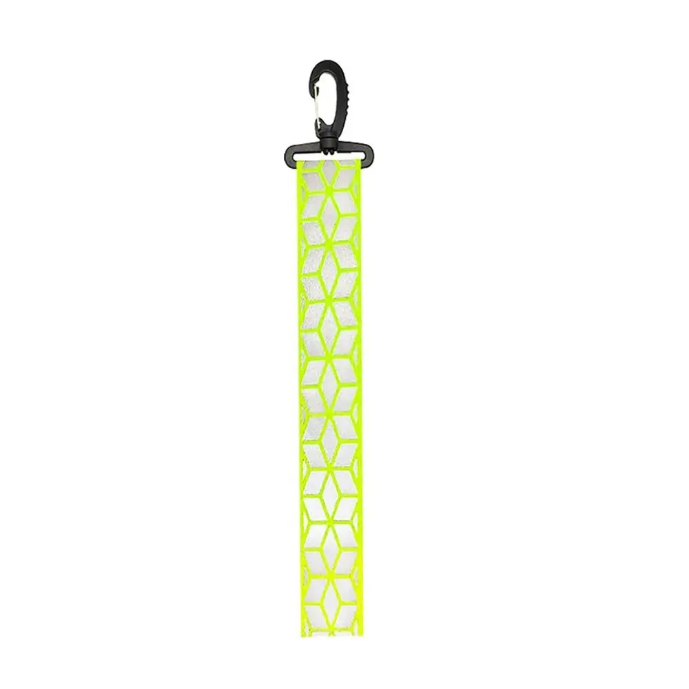 Reflective Effect Safety Reflector Pendant Multi-functional Lightweight Reflective Backpack Pendant Powerful Night-time
