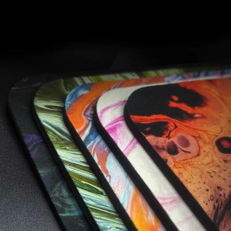 Mouse Pads Customization Rubber Fine Woven Fabric To Prevent Moisture and Sweat Ergonomics Desk Pad PC FPS Gaming Mouse Pad