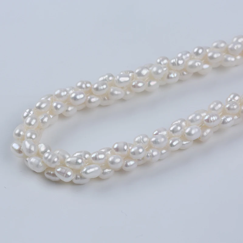 4.5-5mm  White Real Freshwater Pearl Rice Shape Fresh Water Pearl Twist Shape Semi-finished Strand