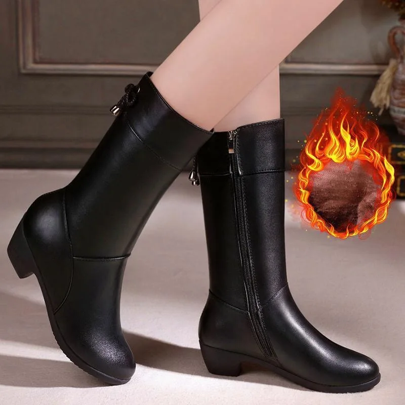 Botas a media pantorrilla para Mujer, Botas de cuero de tacón alto a la moda, Botas de nieve cálidas de felpa para Mujer, zapatos de algodón para madre de invierno, Botas para Mujer2025
