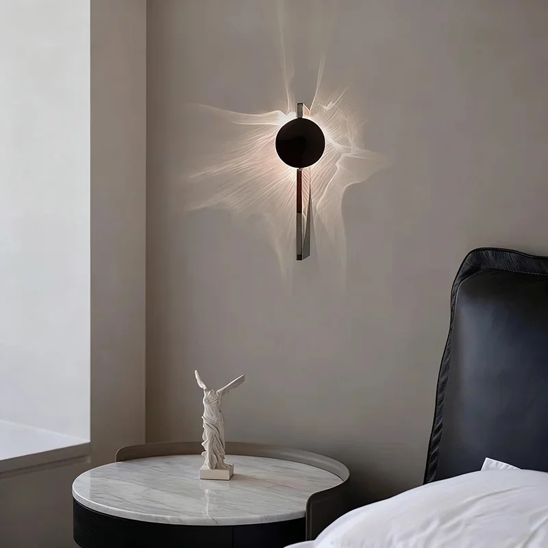 Modern Art LED Wall Sconce with Light Projection Effect for Bedroom, Living Room, and Hotel Corridor Decor