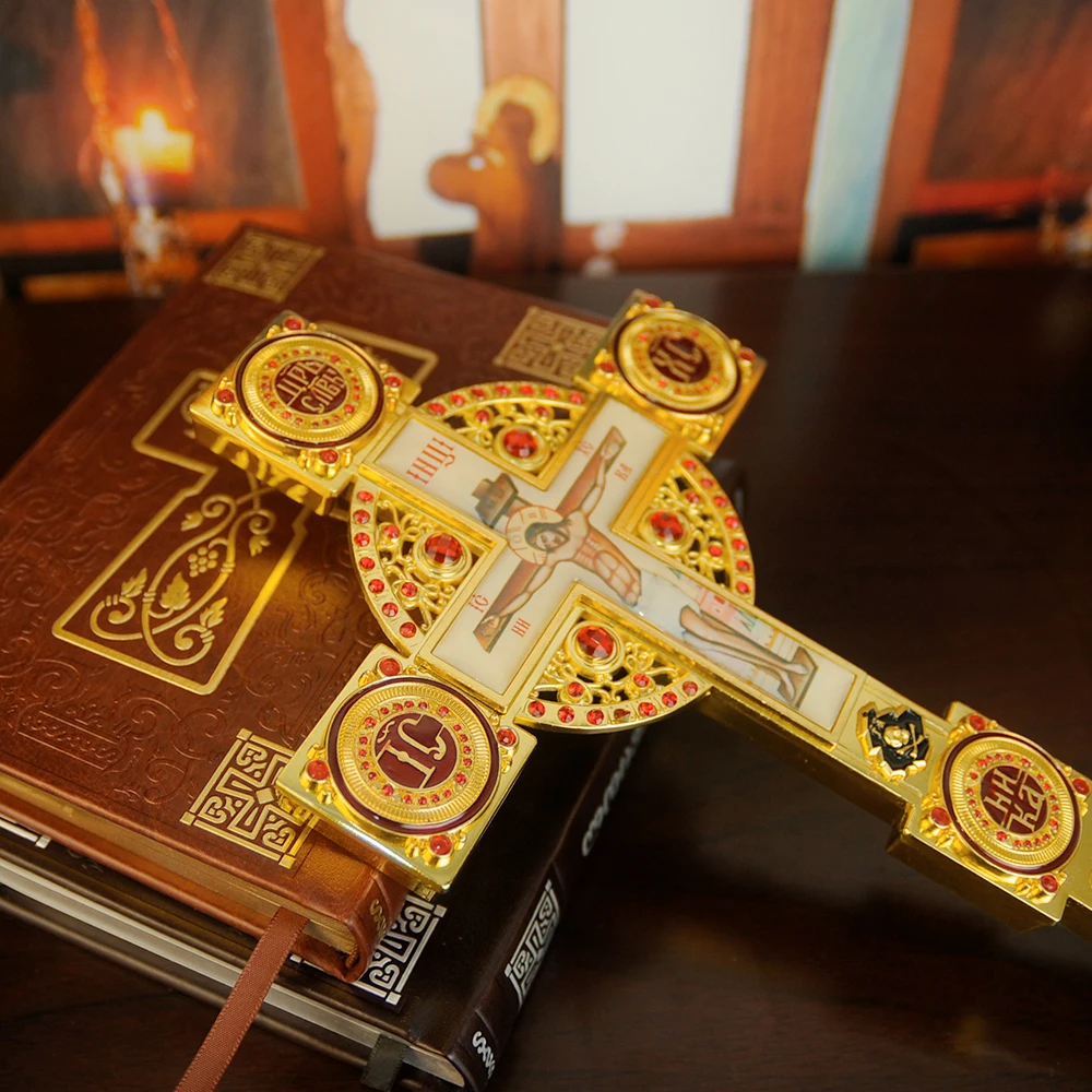 New Hot Sale Golden Orthodox Handheld Crucifix Rhinestone Icon Cross Church Worship Decor Prayer Gift For Believers Wholesale