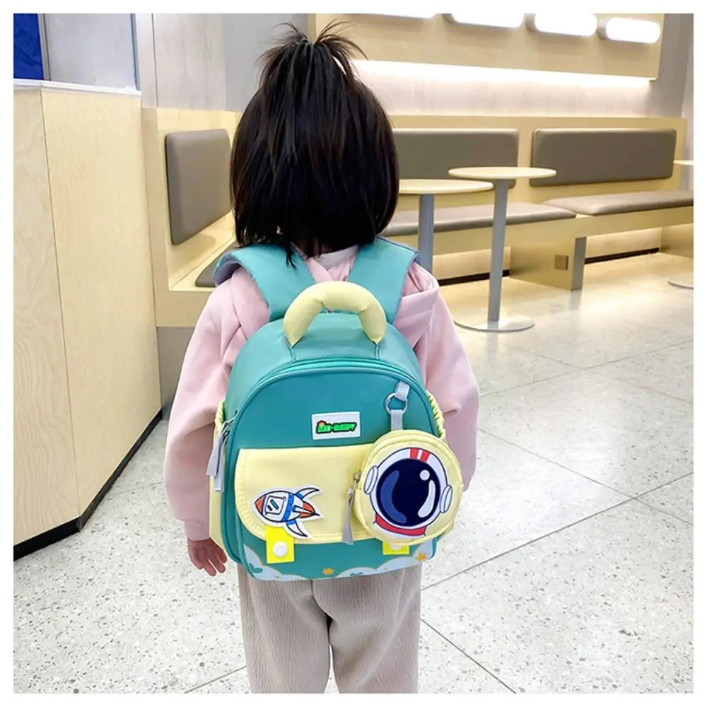 

Animal Patterns Kindergarten School Bag Waterproof Zipper Closure Cartoon Nursery Backpack Large Capacity Comfortable